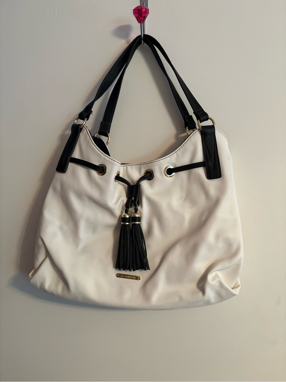 Liz Claiborne White Shoulder Bag with Black Accents and Tassel